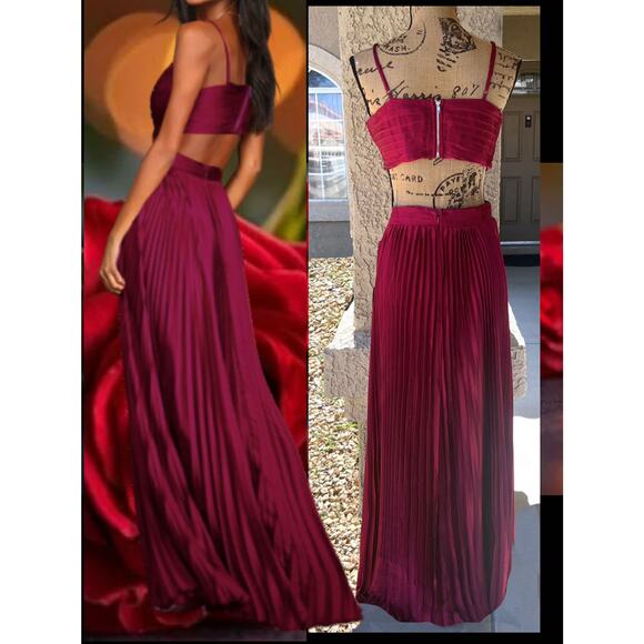 Lulus Pleated Cutout Wine Red Got the Glam Maxi Dress Size M - Picture 3 of 12
